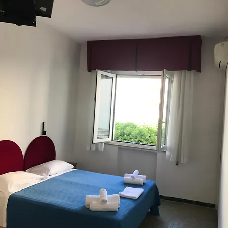 Hotel L&V-3