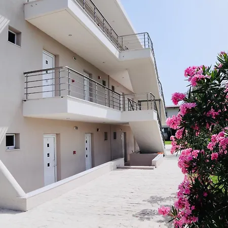 Hotel Sarti Beach-3