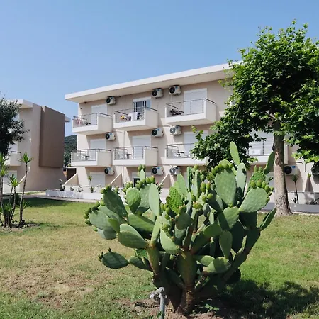Hotel Sarti Beach-2