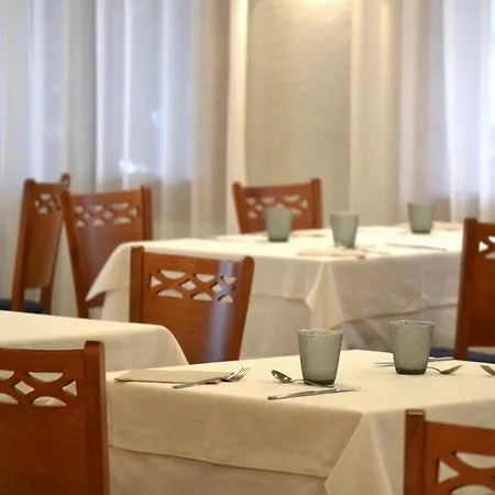 Hotel Medes II-2
