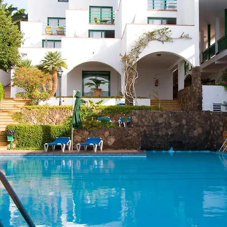 Aparthotel Esquinzo Y Monte Del Mar-3