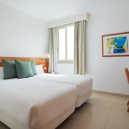 Aparthotel Esquinzo Y Monte Del Mar-3