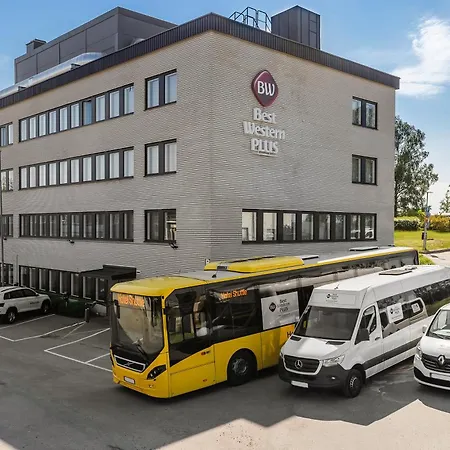 Best Western Plus Park Airport Hotel-3