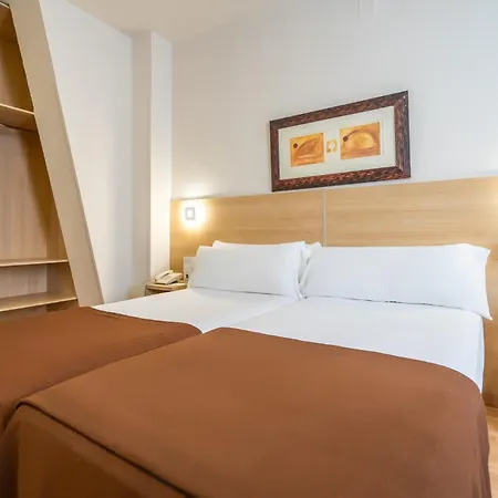 Hotel Glories-3