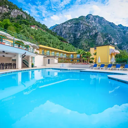 Hotel Cristina-3