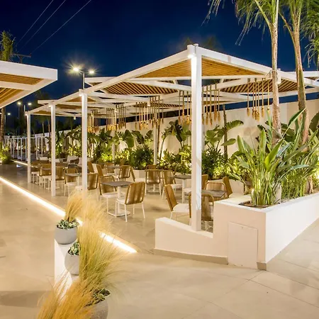 Casastavris - Aparts & Pool Suites-3