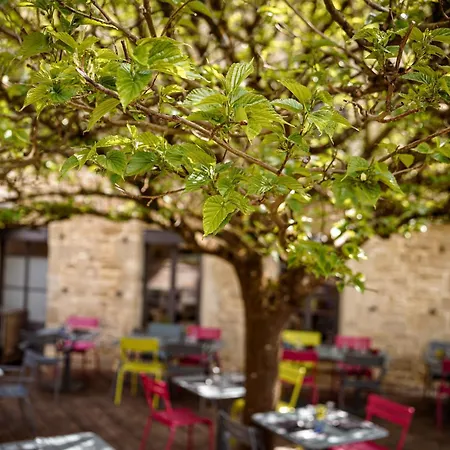 Logis Hostellerie de l'Abbaye-3