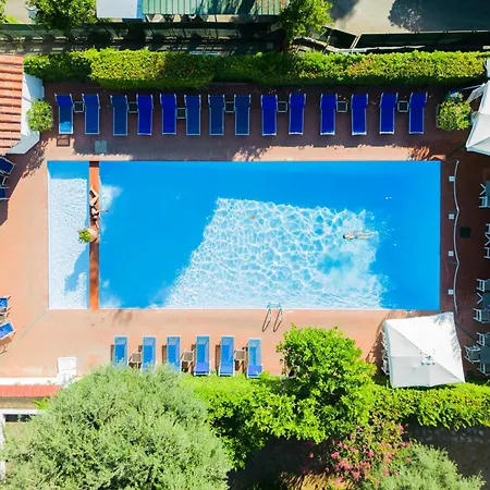 Hotel Central Wellness-2