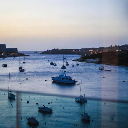 Verdi Gzira Promenade-3