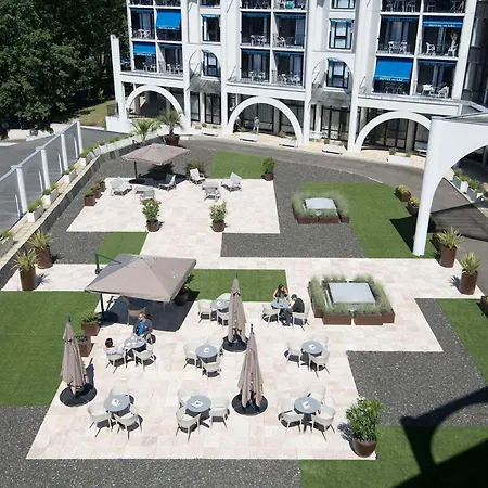 Brit Hotel du Lac-2
