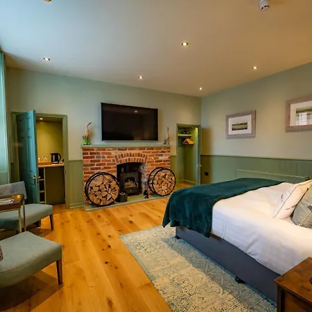 The Lodge-2