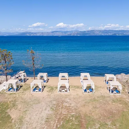 Sandy Beach Complex - Poolside Studios & Seaside Apartments-2