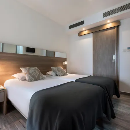 Plaza Regency Hotels-3