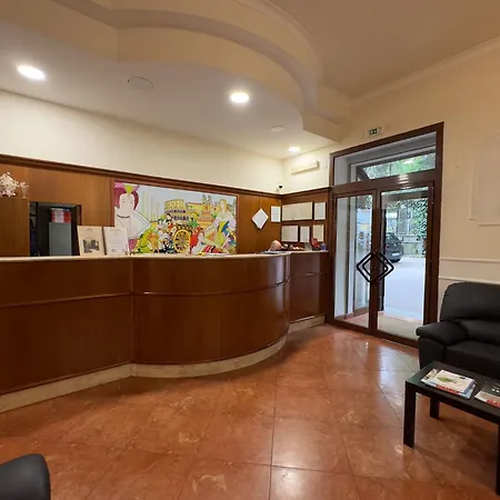 Hotel Villa Robinia-3