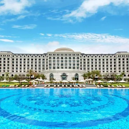 Vinpearl Discovery Rockside Nha Trang-2