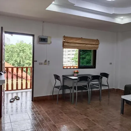 Phratamnak Inn Hotel & Guesthouse - 100 Mtr From The Beach-2