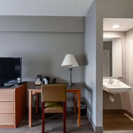 La Quinta By Wyndham New Haven-2