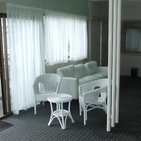 Aquarius Motel-2
