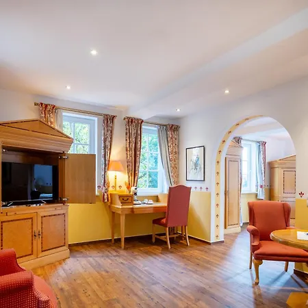 Burghotel Staufenberg-3