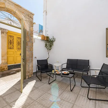 Lefka Hotel & Apartments-2