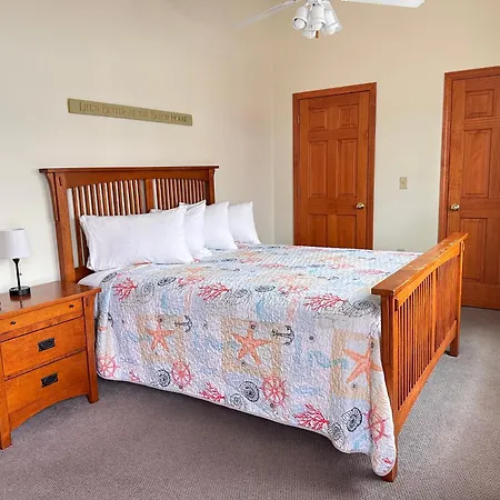 Abellona Inn & Suites-2