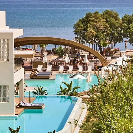 Enorme Teatro Beach - Adults Only-3