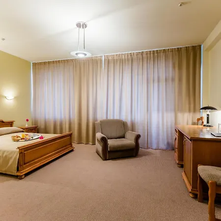 Daina Jurmala Beach Hotel-3