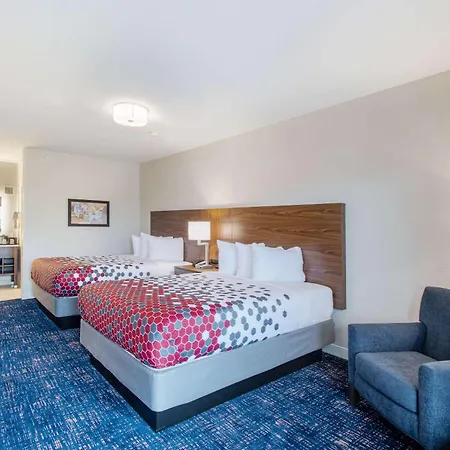 Econo Lodge Inn & Suites Foley-North Gulf Shores-3