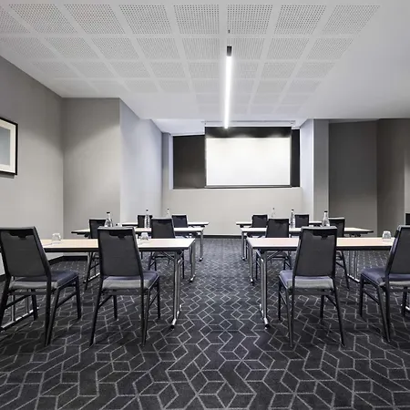 Vibe Hotel Melbourne Docklands-2