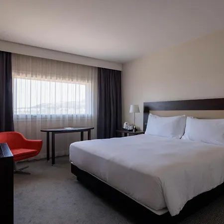 Hilton Garden Inn Marseille Provence Airport-3