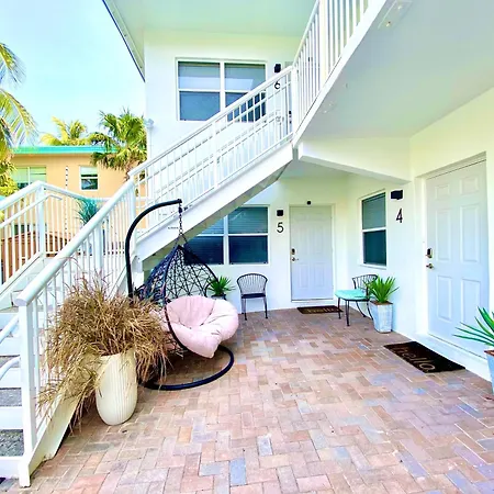 Southwinds Inn By The Gold Nests-3