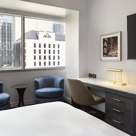 Residence Inn By Marriott Chicago Downtown Magnificent Mile-3