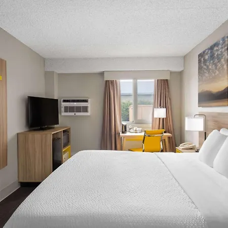 Days Inn & Suites By Wyndham Bozeman-3