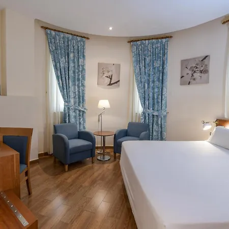 Hotel Mieres Del Camino-3