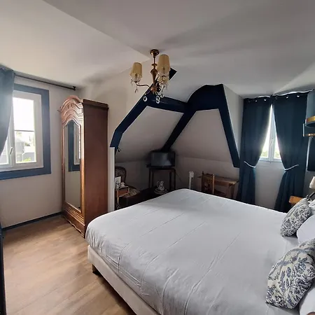 Hotel De Charme La Bonne Adresse - Logis Hotels-2