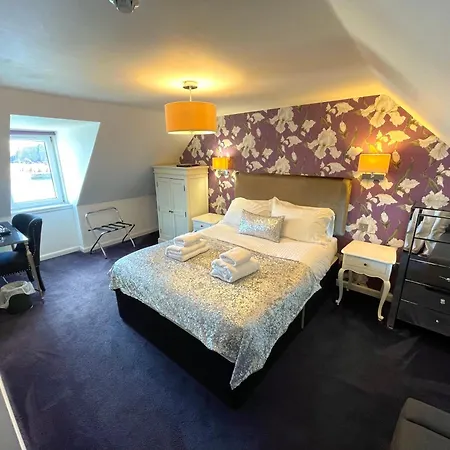 Shorehead Guest House-2