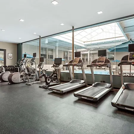 Best Western Plus Kingston Hotel And Conference Center-3