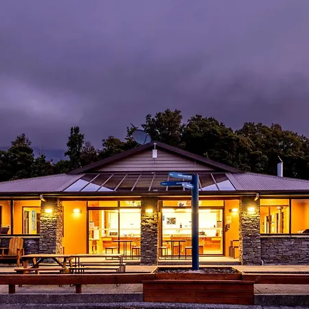 Fox Glacier Top 10 Holiday Park & Motels-2