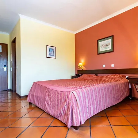 Hotel Colina Dos Mouros-3