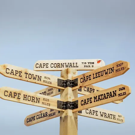 Cape Cornwall Club-3
