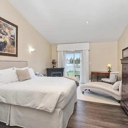 Lakeshore Inn-2