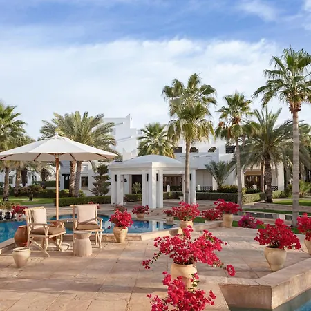 Sharq Village & Spa, A Ritz-Carlton Hotel-3