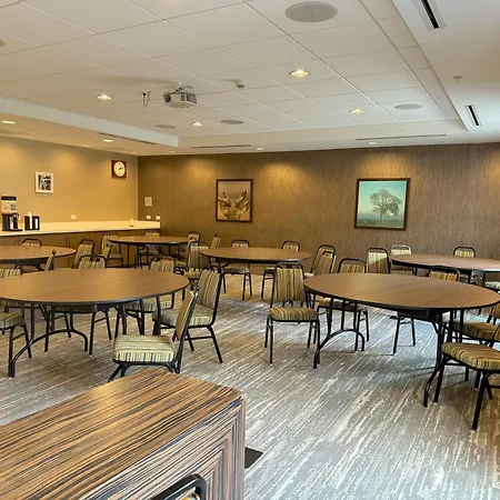 Hampton Inn & Suites Saint Paul Oakdale Woodbury-2