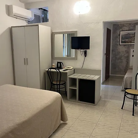 Hotel Marina-3