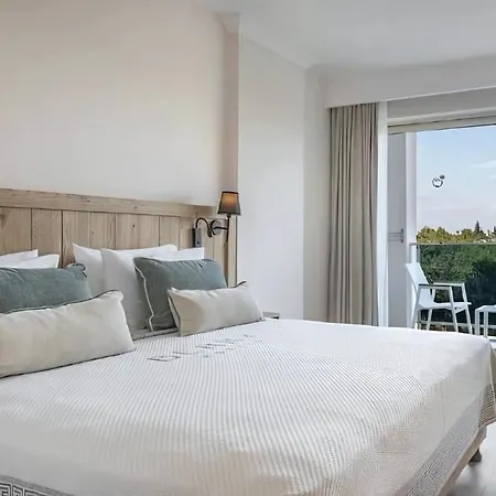 Berry Blue Hotels-3