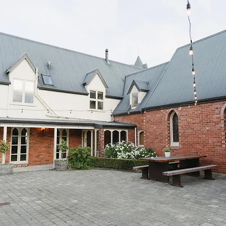 Kingsdown Manor B&B Timaru-2
