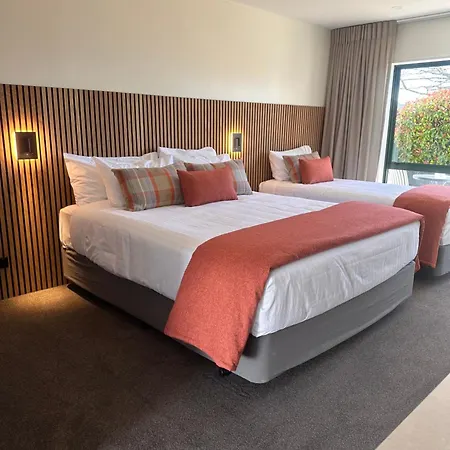 Lakes Suites-2