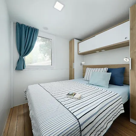 Albatross Mobile Homes On Valamar Camping Lanterna-3