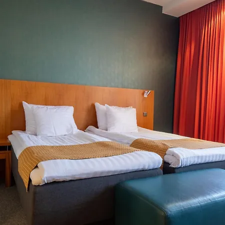 Hotel Oscar-3