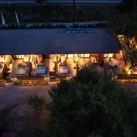 Sylvia Camping & Luxury Suites-2
